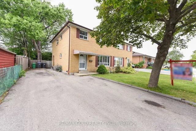Additional image 2 of 3507 Laddie Cres