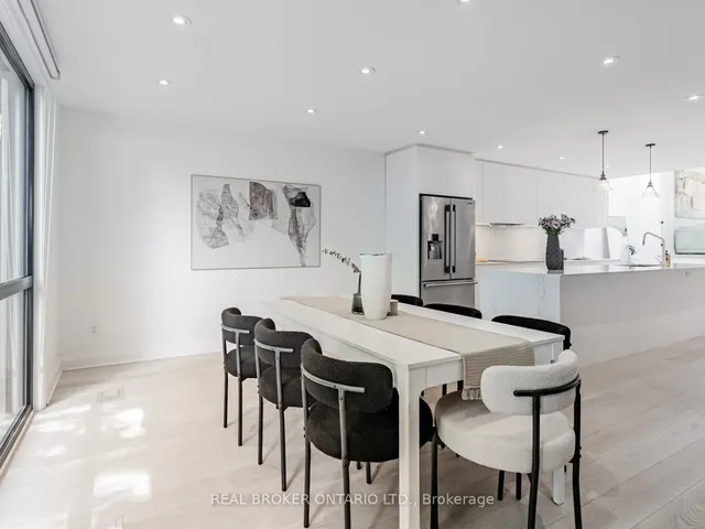 Additional image 24 of 82 Burlington St