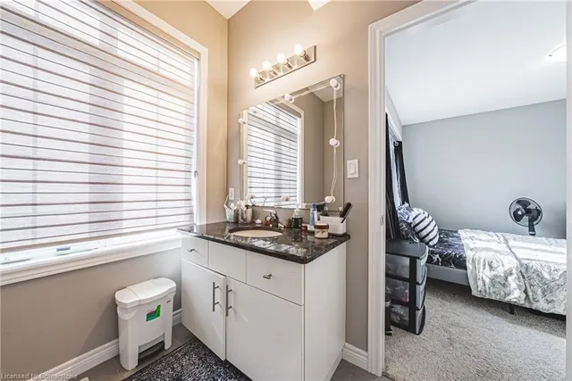 Additional image 24 of 601 Florencedale Cres