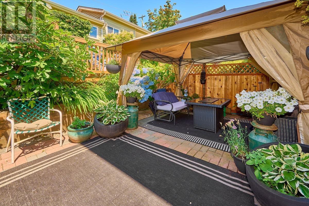 562 W KEITH ROAD|North Vancouver, British Columbia V7M1M4
