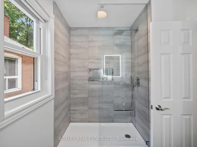 Additional image 30 of 60 Glenside Ave