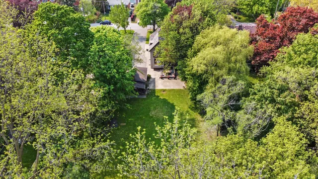 Additional image 43 of 65 Burnhamthorpe Cres