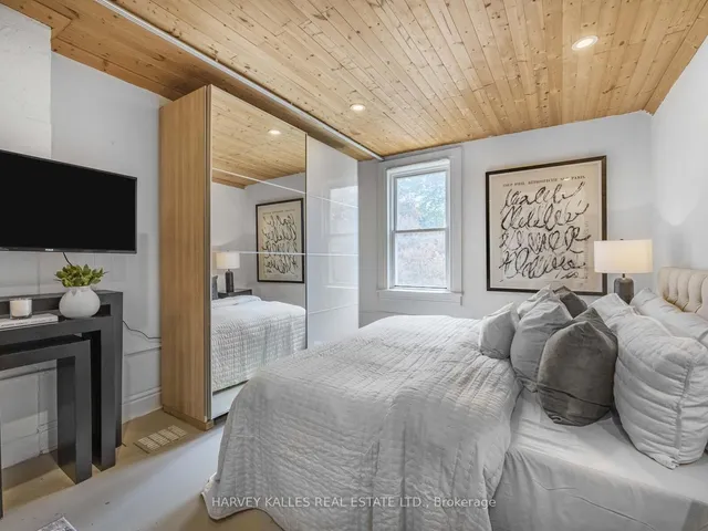 Additional image 18 of 18 Saunders Ave