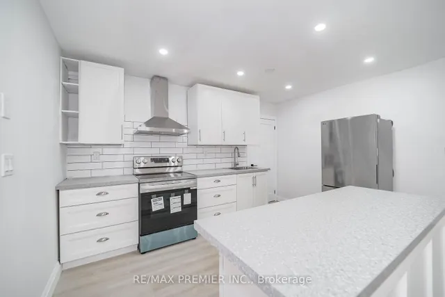 Additional image 26 of 2901 Jane St Unit Unit 106