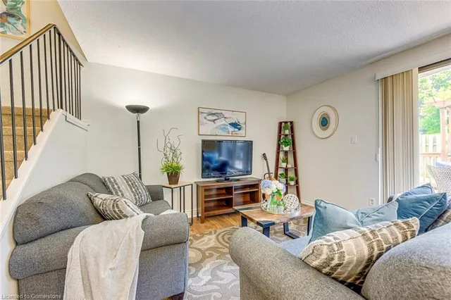 Additional image 6 of 1008 Falgarwood Dr Unit 2