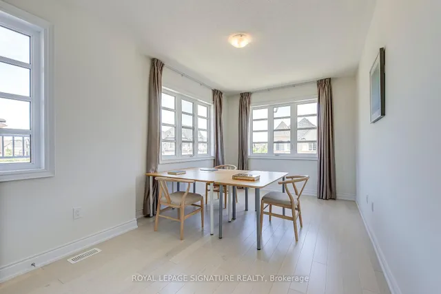 Additional image 32 of 98 Carnegie Dr