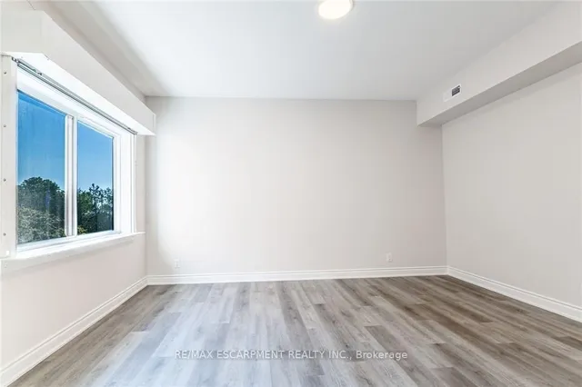 房产图片 12 - 261 KING街 301单元 - 3A