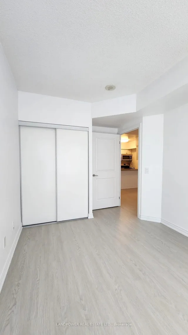 Additional image 7 of 4968 Yonge St Unit 2812