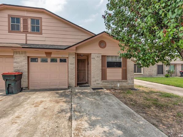 10020 Ridgecoral Dr, Houston, TX 77038