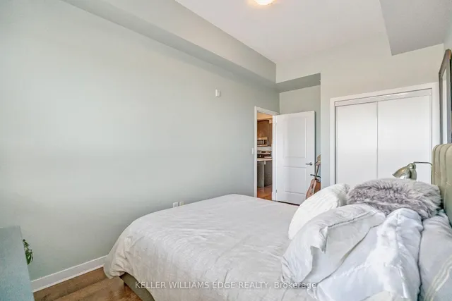 房产图片 20 - 5010 企业大道 413 单元