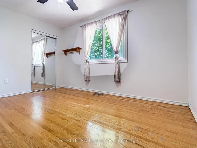 Additional image 17 of 135 Cranbrook Dr