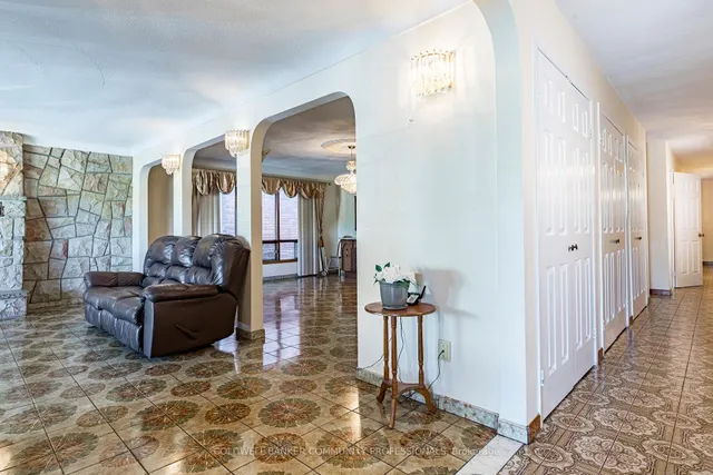 Additional image 6 of 283 Macnab St