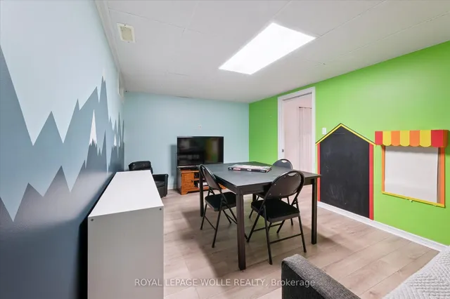 Additional image 30 of 132 Donnenwerth Dr