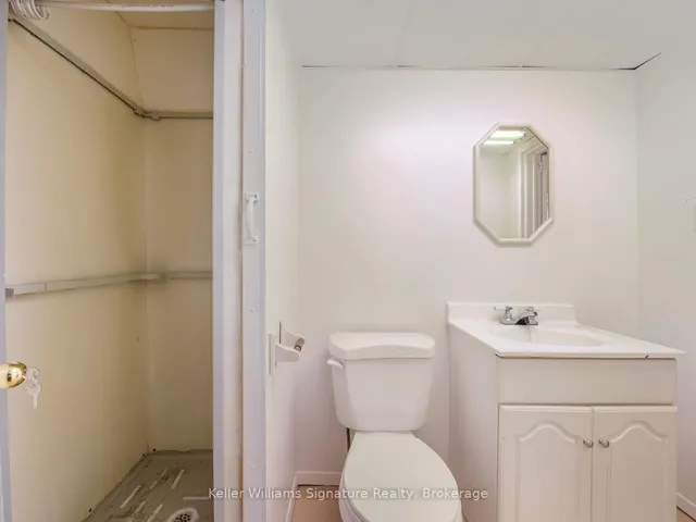 Additional image 32 of 3138 Merritt Ave