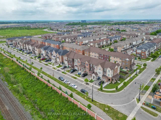 Additional image 46 of 37 Baycliffe Cres