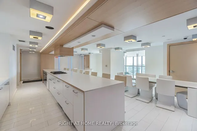 Additional image 22 of 45 Charles St Unit 3910