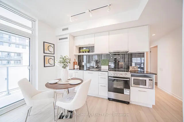 Additional image 3 of 365 Church St Unit 1210