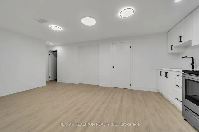 Additional image 13 of 250 Acton Ave