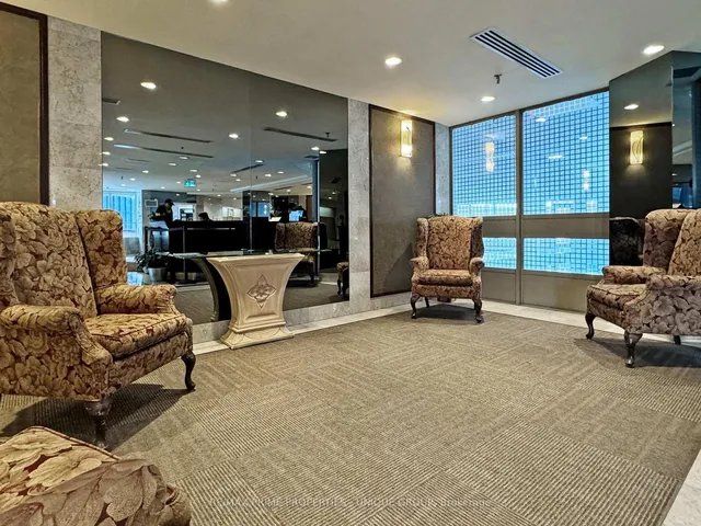 Additional image 40 of 3233 Eglinton Ave Unit 913