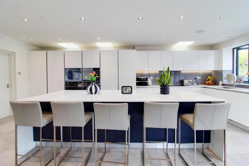 Additional image 4 of Moffats Lane, Brookmans Park