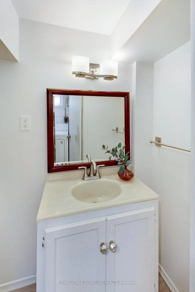 Additional image 35 of 26 Fulham Dr