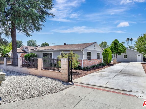 7445 Balcom Ave, Reseda, CA 91335
