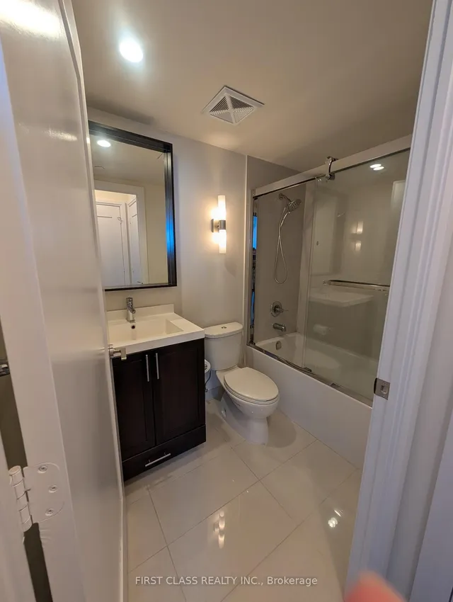 Additional image 12 of 18 Graydon Hall Dr Unit 2006