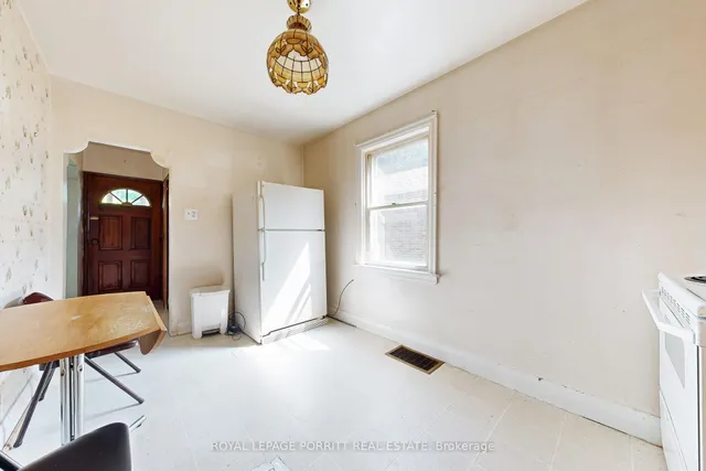 Additional image 10 of 27 Struthers St