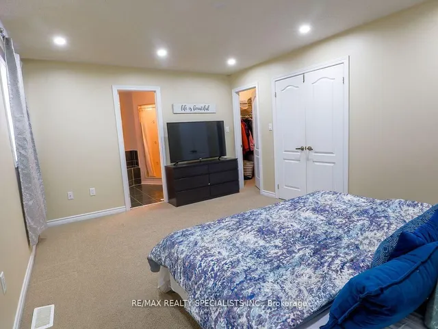 Additional image 28 of 10 Banington Cres