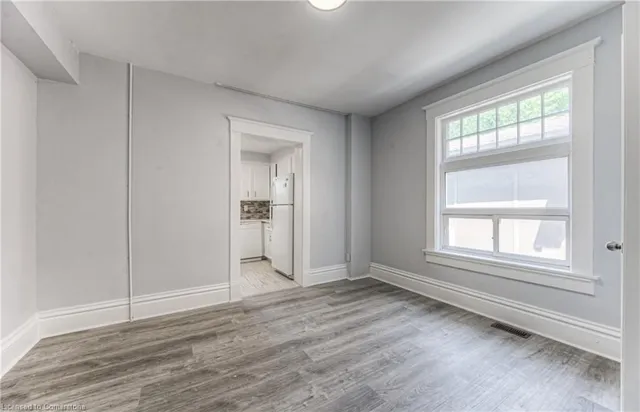 Additional image 12 of 386 Guelph St