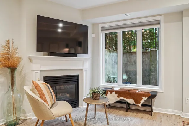 Additional image 8 of 18 Laidlaw St Unit 1016