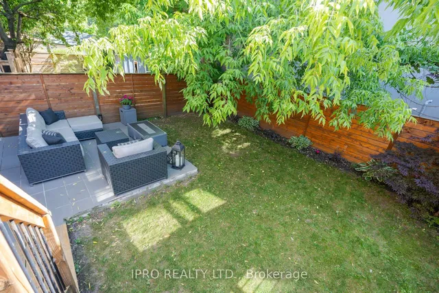 Additional image 43 of 86 Roosevelt Rd