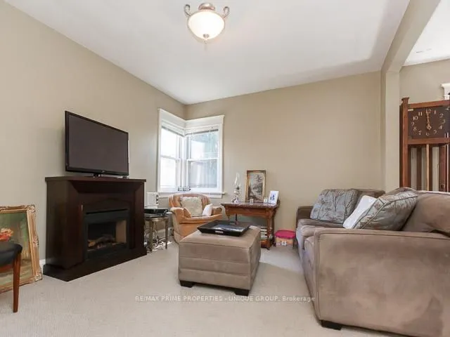 Additional image 17 of 51 Carmichael Ave