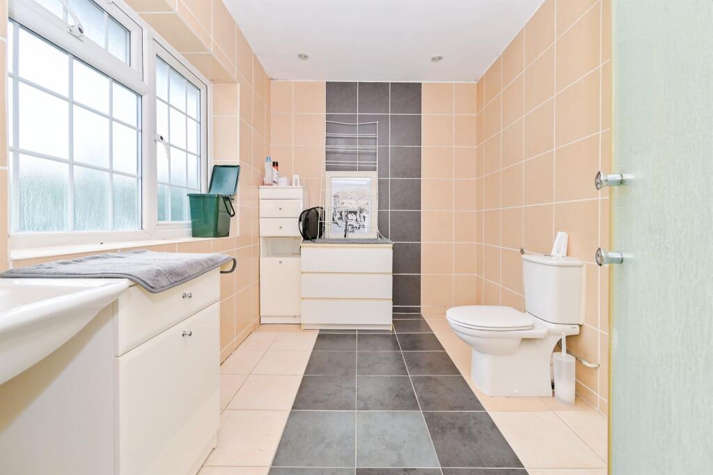 Additional image 18 of Harpenden Road, St. Albans