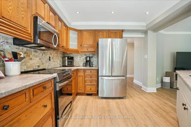 Additional image 13 of 559 Wallace St