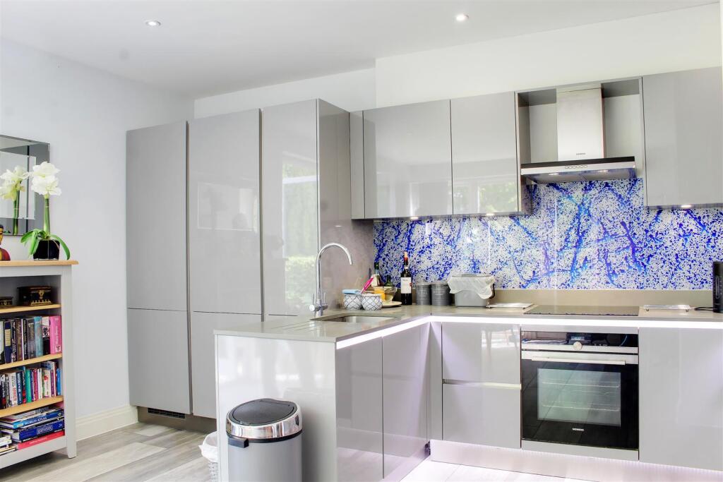 Additional image 11 of West End Lane, Essendon