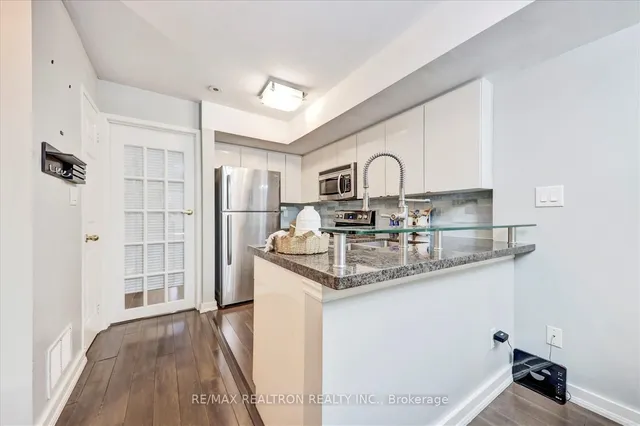 Additional image 18 of 35 Foundry Ave Unit 34