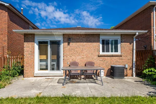 Additional image 41 of 21 Chopin Cres