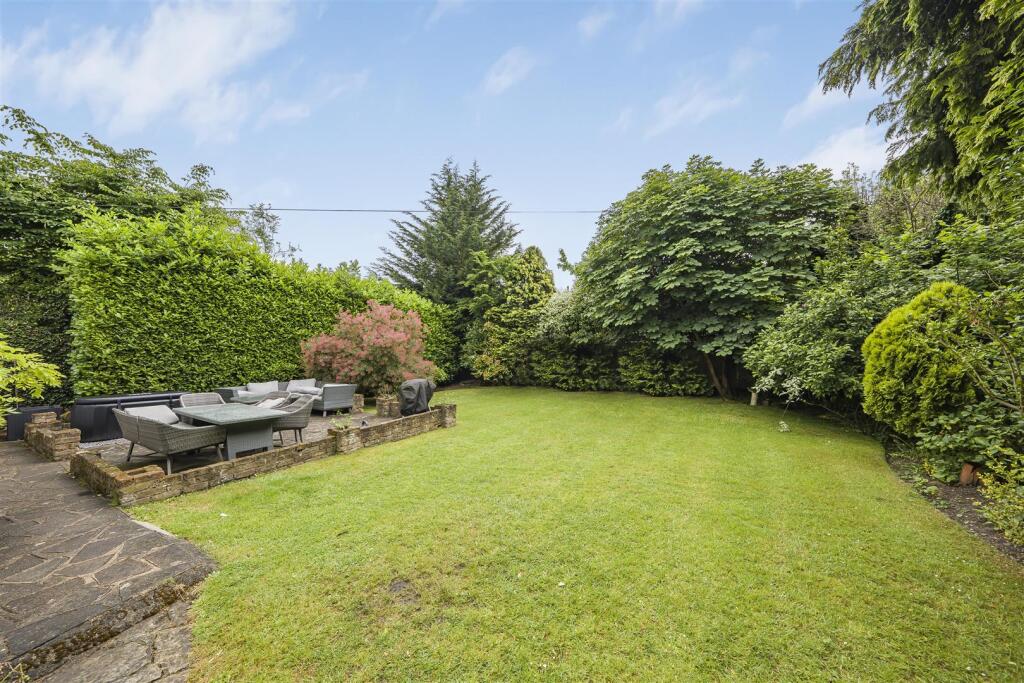 Additional image 14 of Mount Pleasant Lane, Bricket Wood, St. Albans