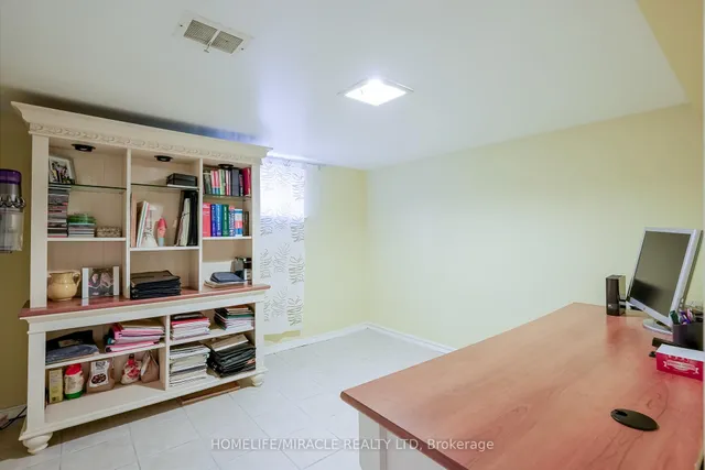 Additional image 13 of 220 Glen park Ave