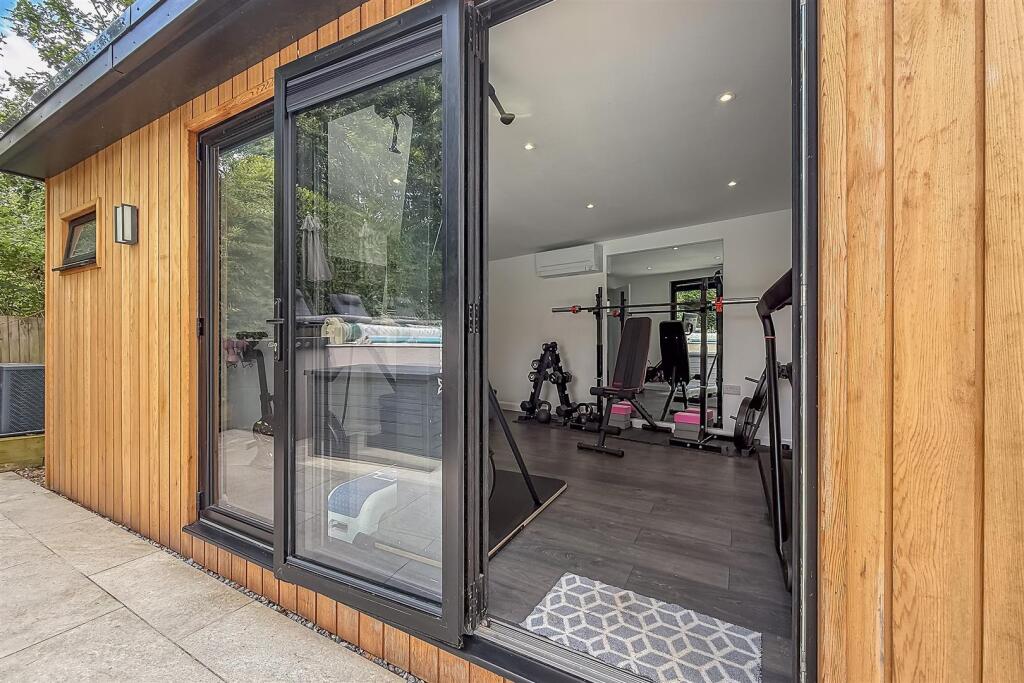 Additional image 39 of London Road, St. Albans