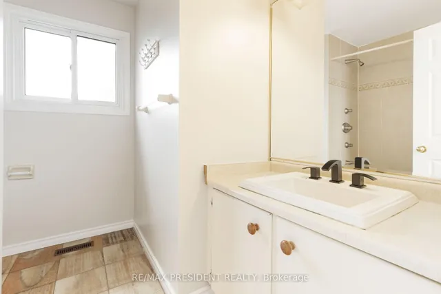 Additional image 42 of 14 Halldorson Tr