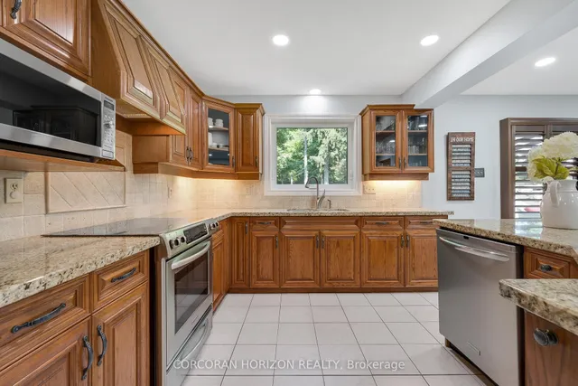 Additional image 11 of 422 Pinnacle Dr