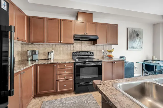 Additional image 16 of 121 Bankfield Cres