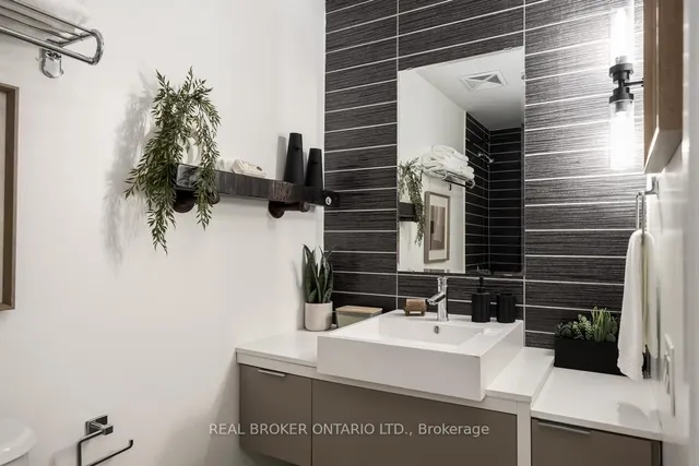 Additional image 21 of 5 Hanna Ave Unit 101