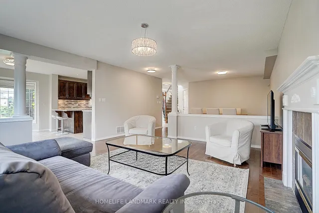 Additional image 5 of 93 Pelham Dr