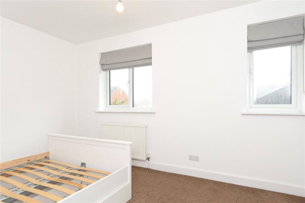 Additional image 7 of Wynchlands Crescent, St. Albans, Hertfordshire