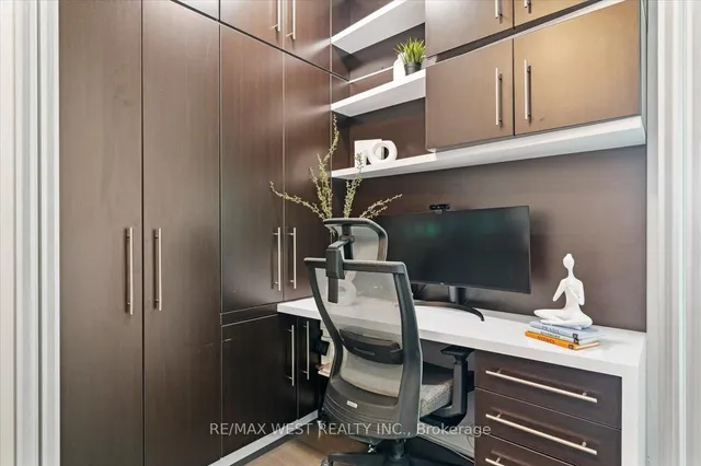 Additional image 11 of 88 Park Lawn Rd Unit 2116