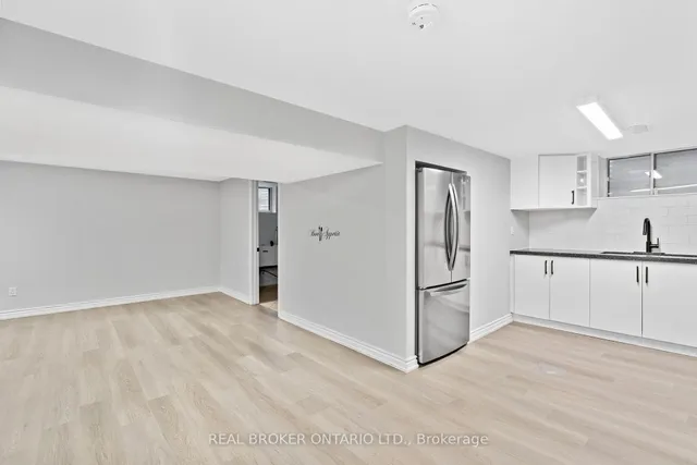 Additional image 30 of 406 Glen Park Ave