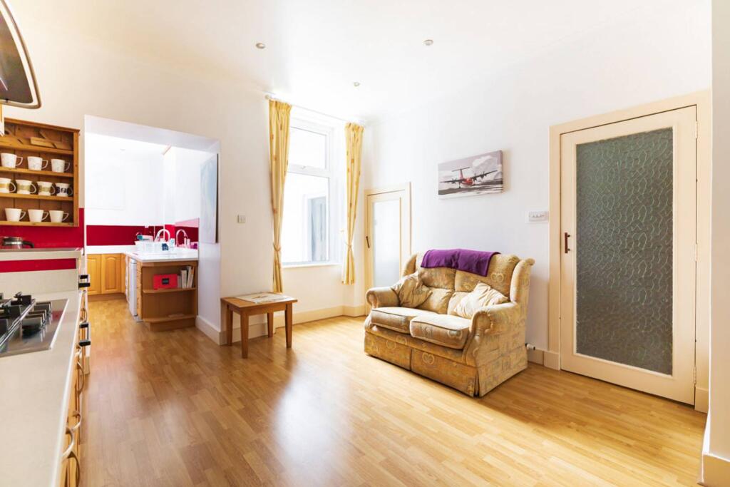 Additional image 5 of 72 Broomhill Road, Aberdeen, AB10 6HU